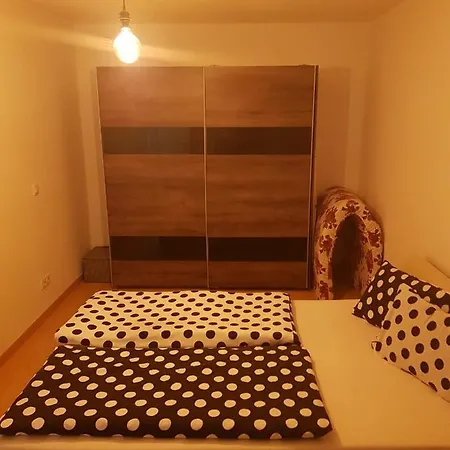 Gemütliche In Neustadt / Alaunpark Apartment *